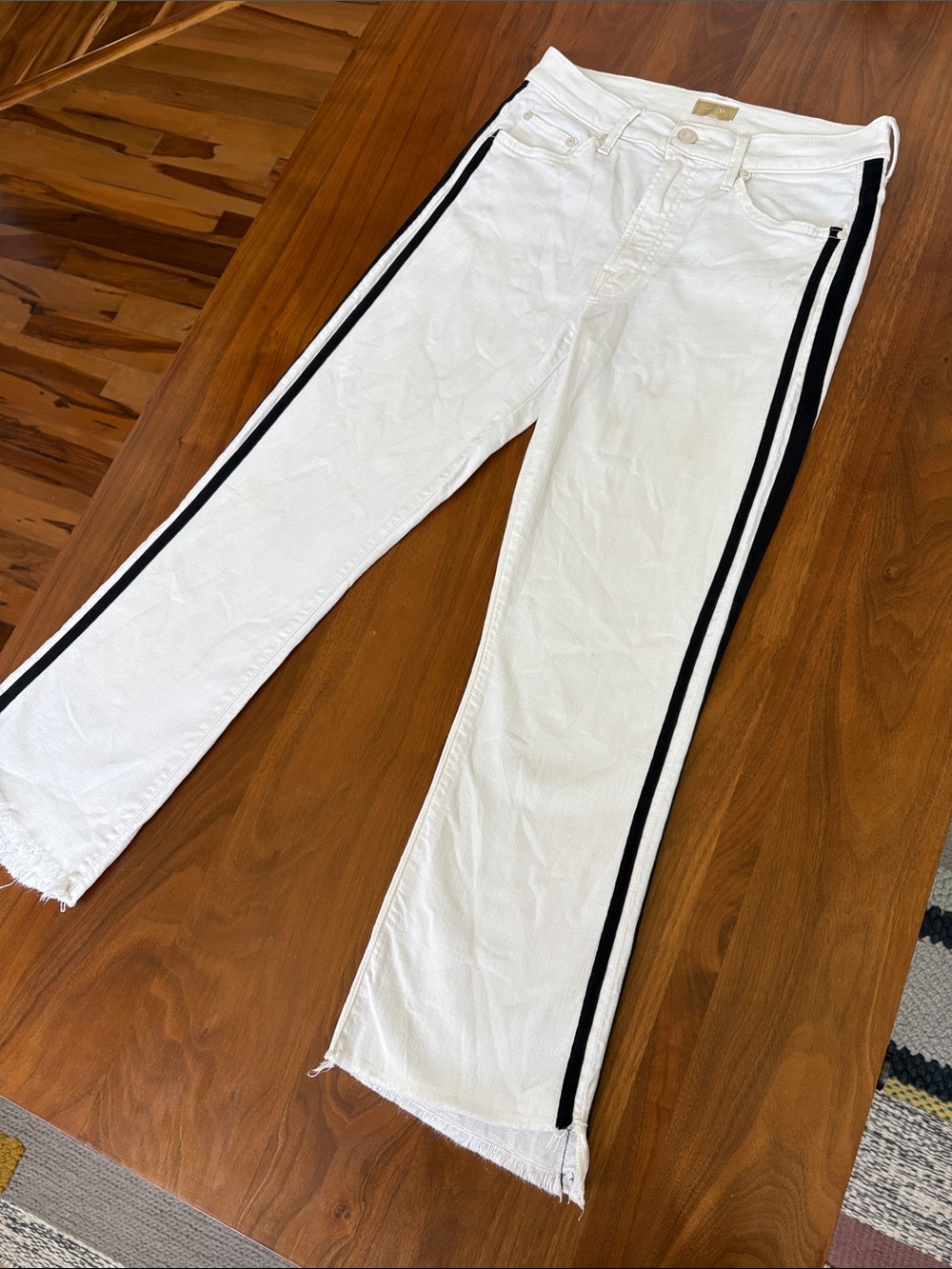 MOTHER Whipping the Racer Insider Crop Step Fray Jeans Size 27 - Picture 7 of 12